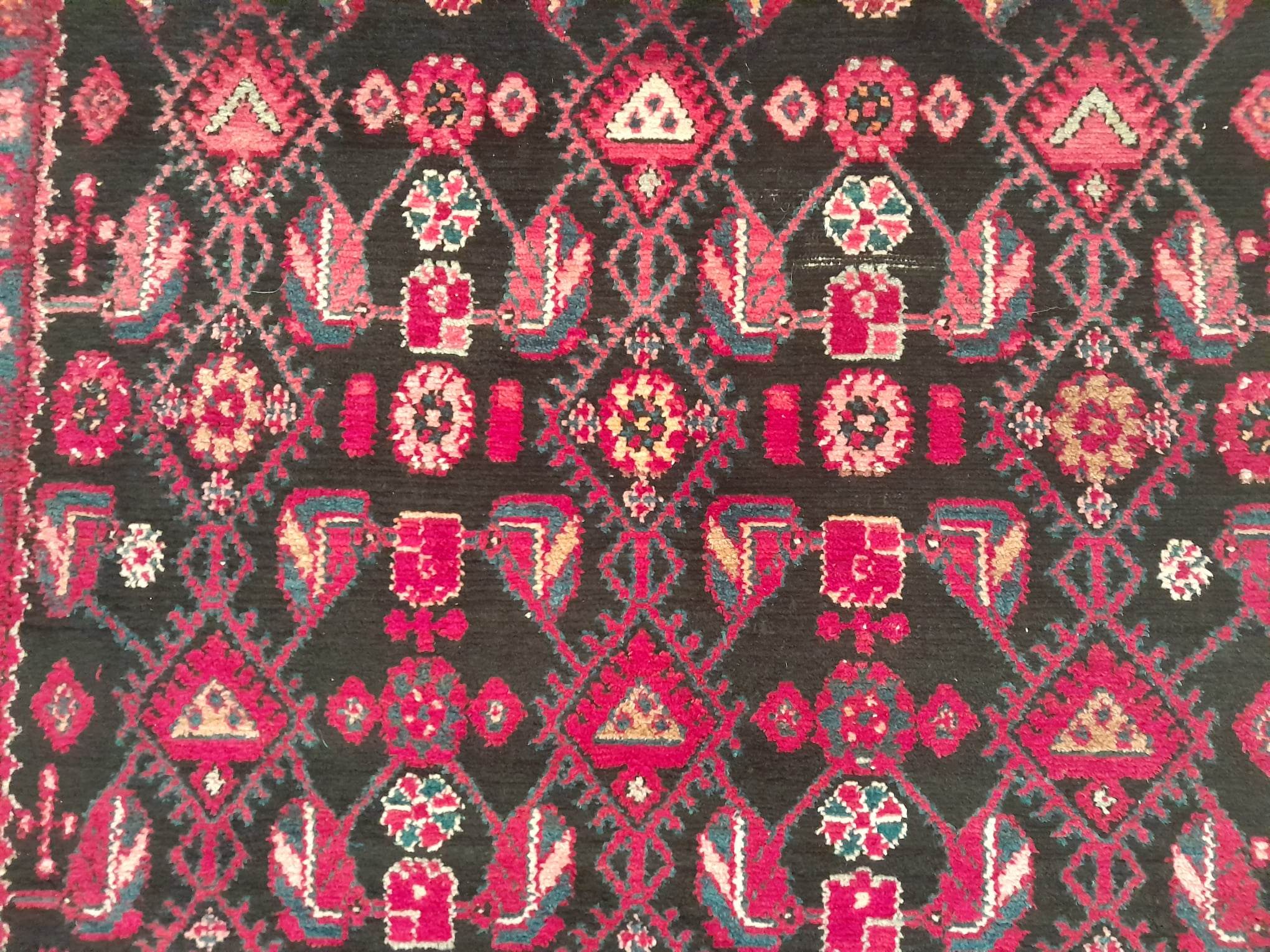 Handmade Persian Hamadan rug