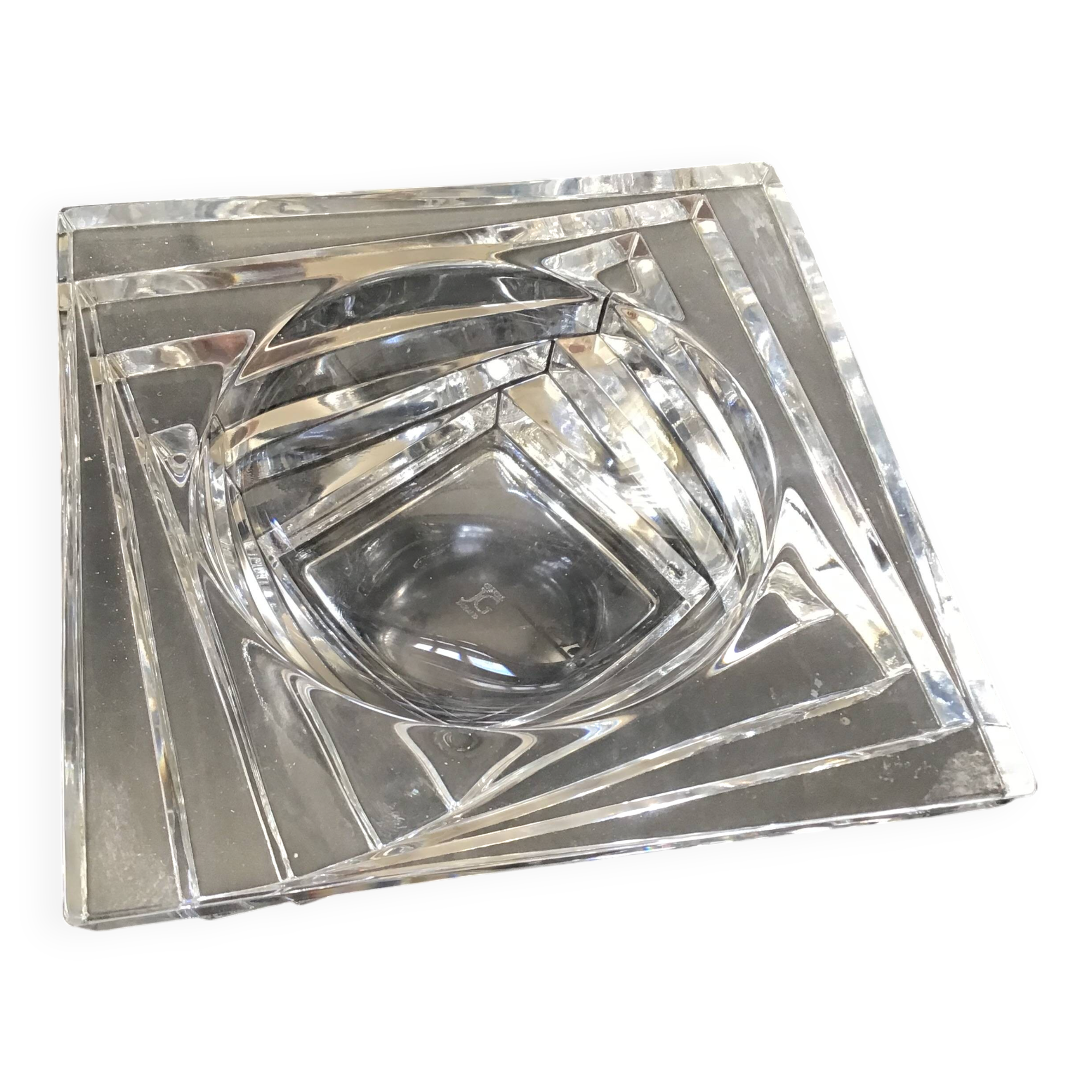 Clear crystal ashtray or trinket dish