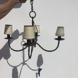 Luminaire d’époque en fer forgé