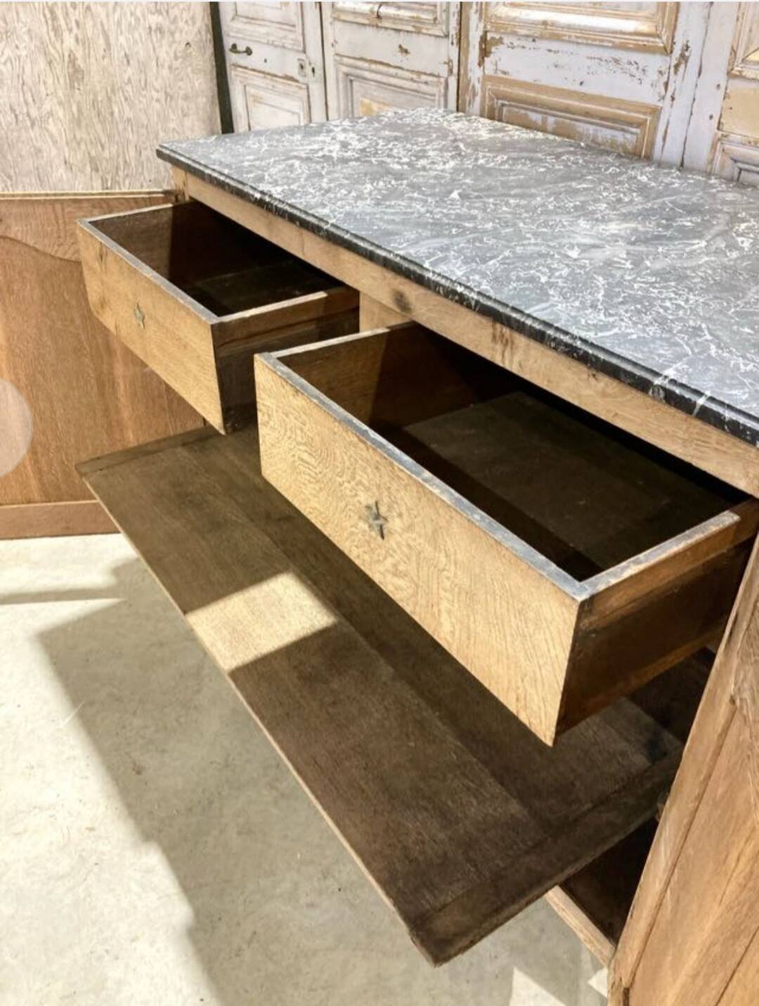 Oak buffet with a marble top from the 18th century.