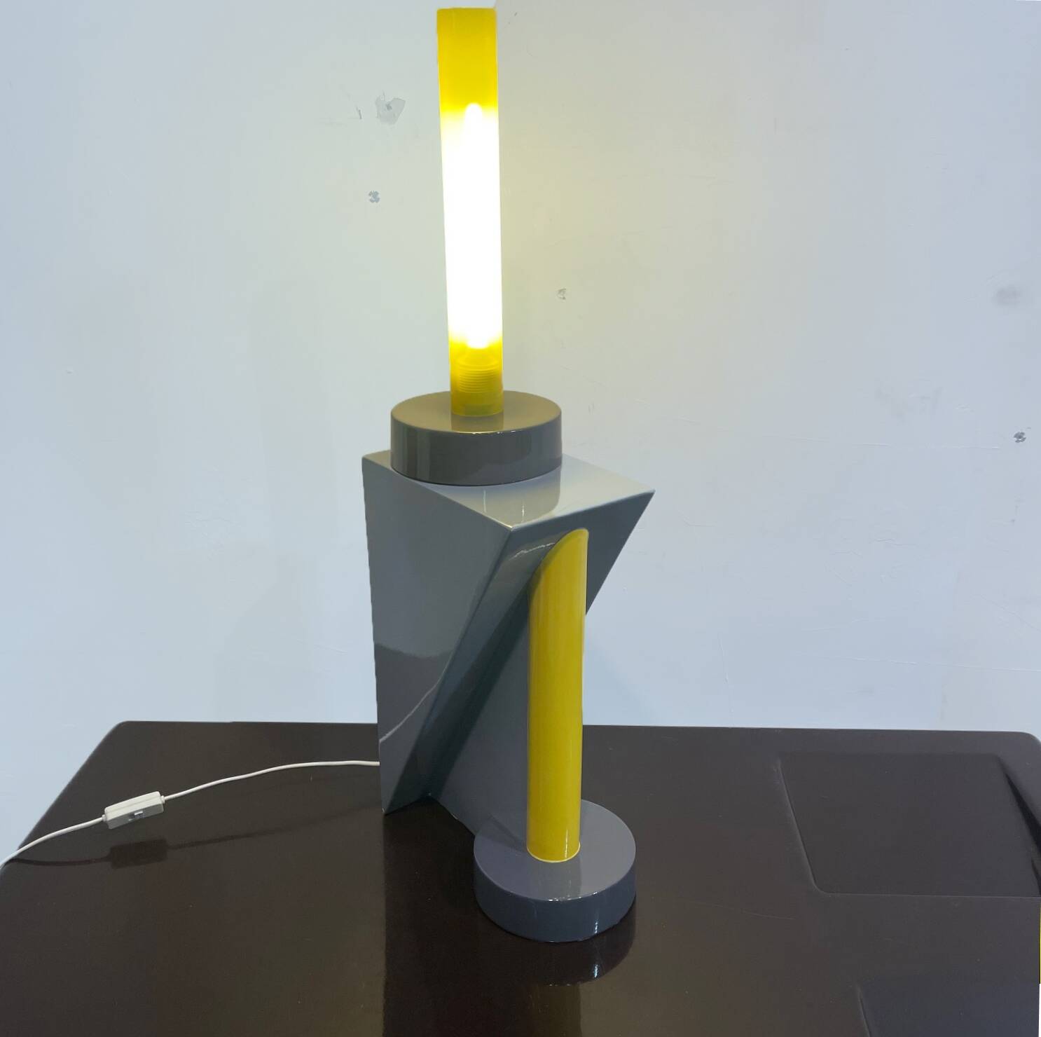 1980s table lamp, unidentified...