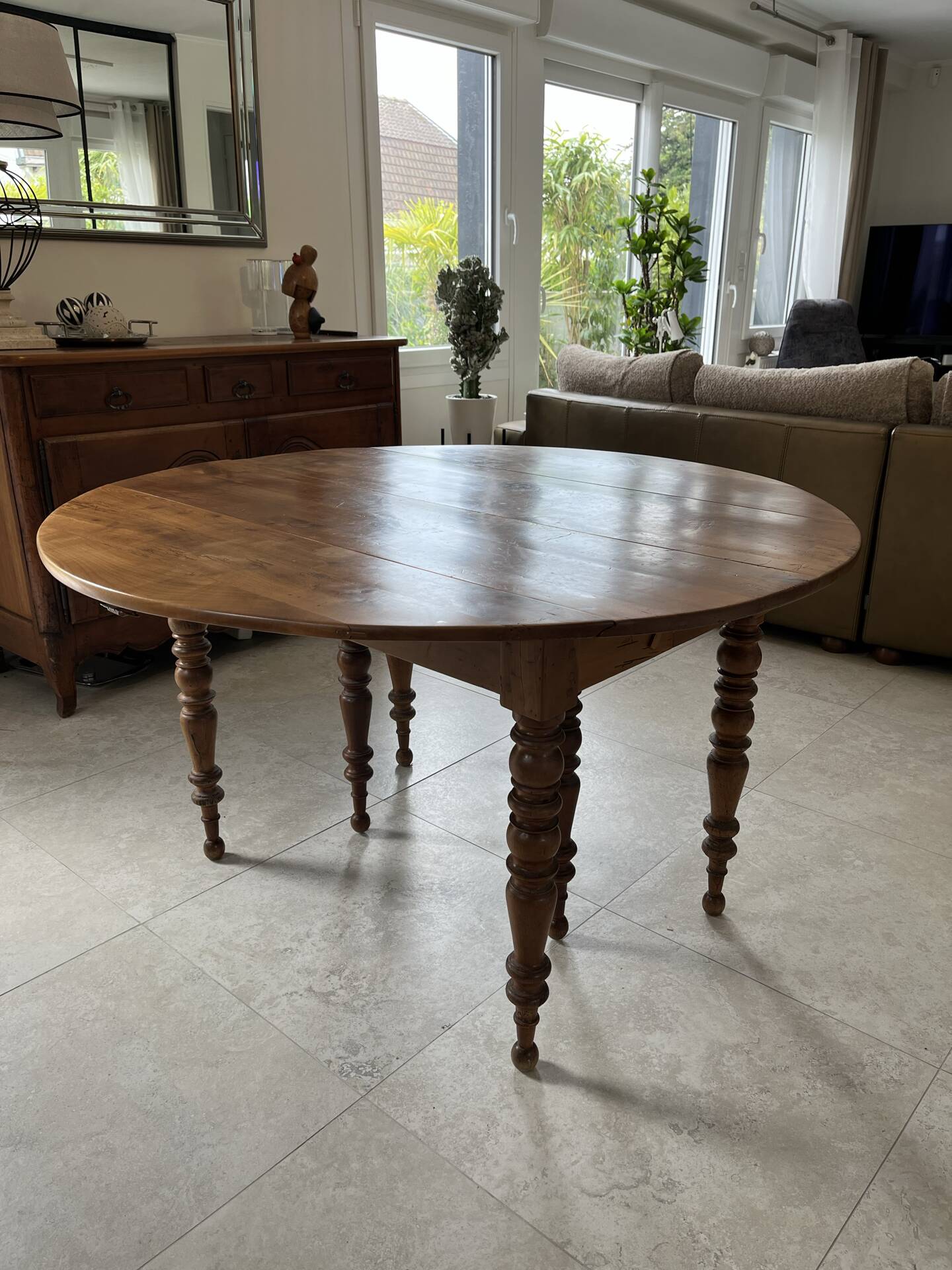 Table Louis Philippe