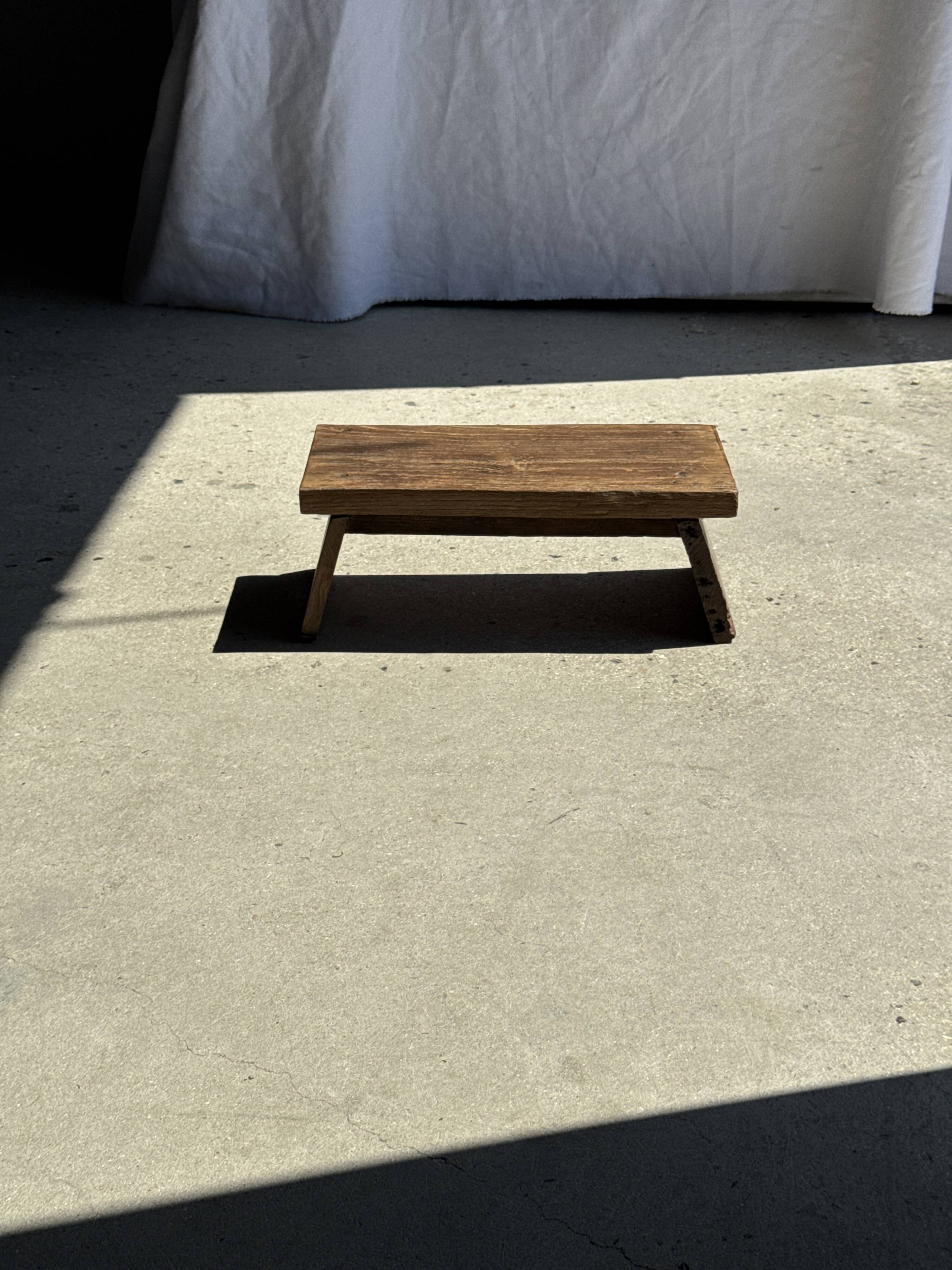 Small low bench in old teak from Indonesia H16 L39