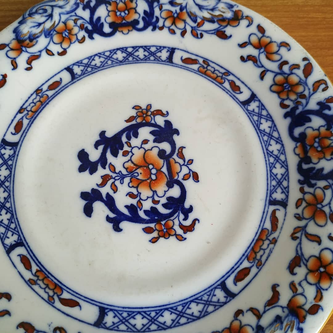 Lot of two old plates Minton 19th