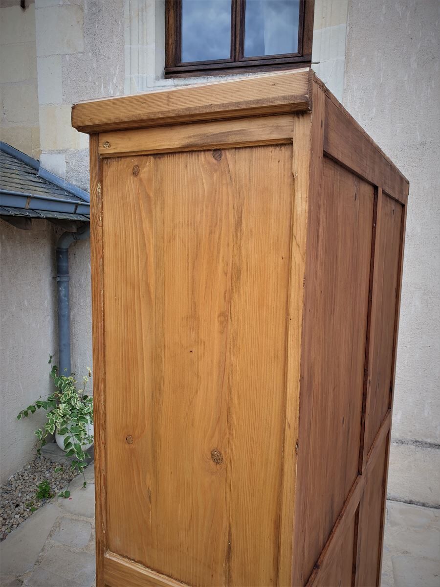 Old wardrobe sliding doors