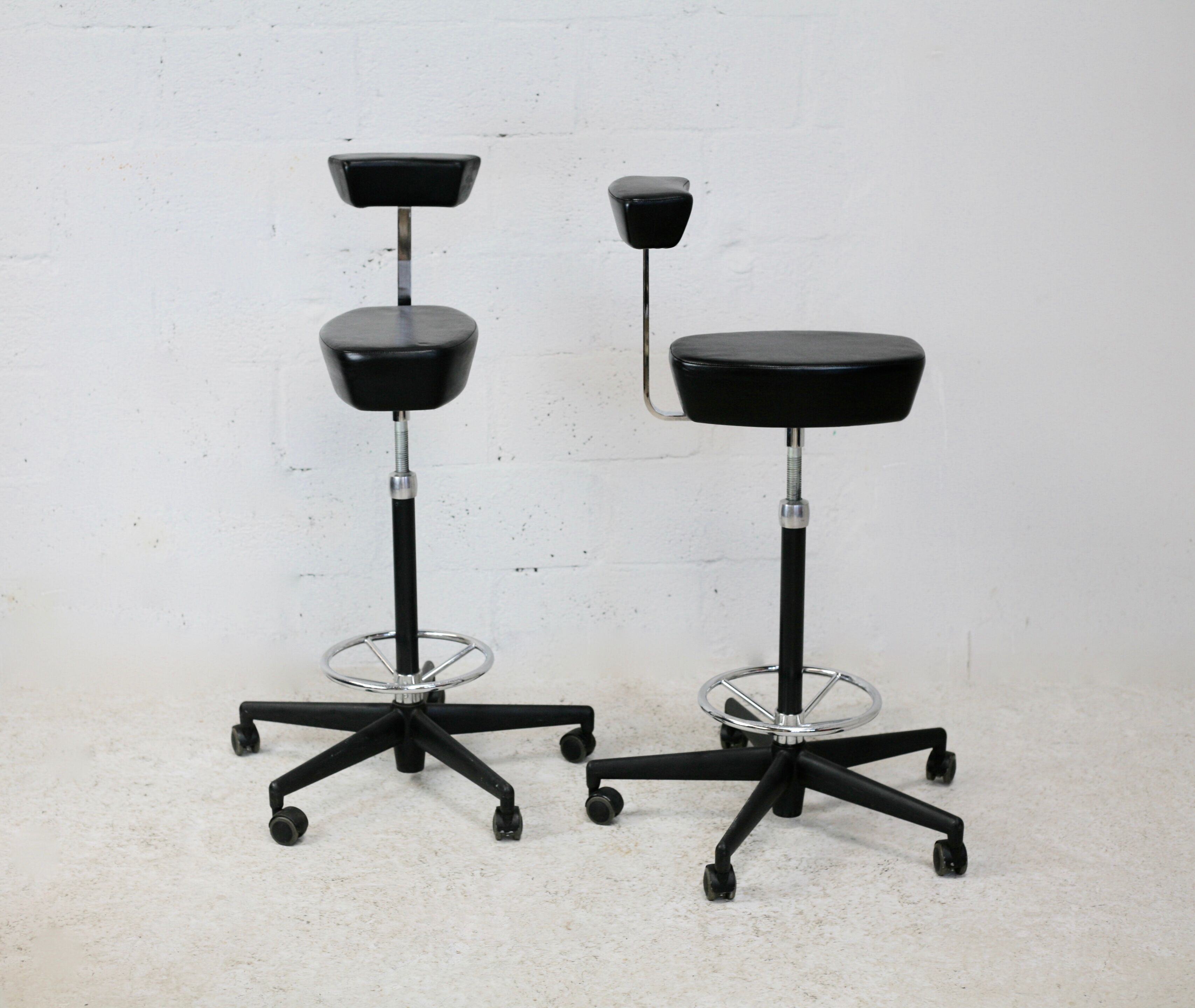 Pair of high stools by Georges Nelson, Vitra, 2001
