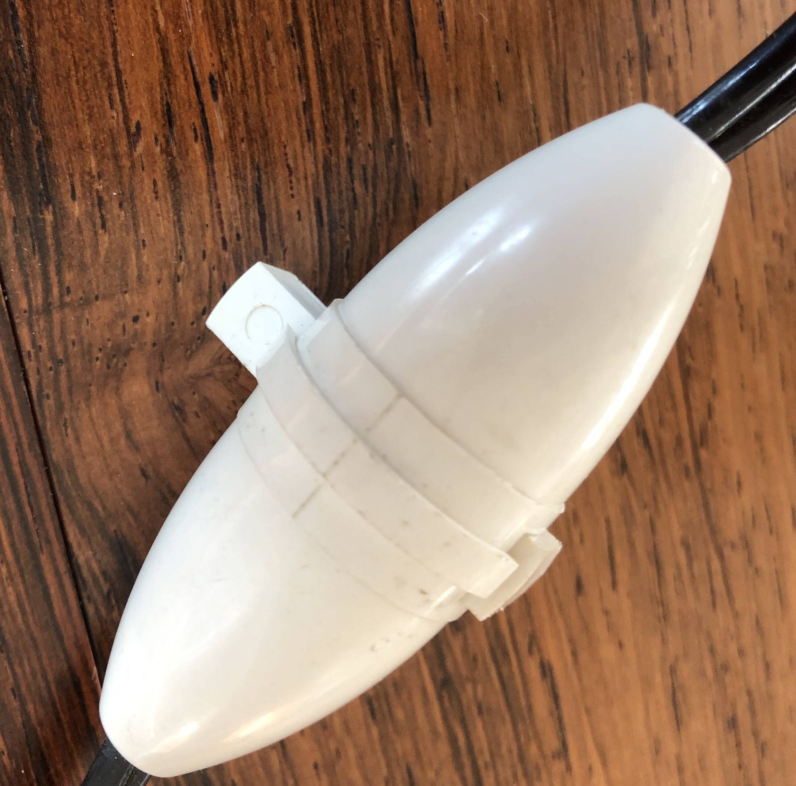 Art deco table lamp with hammered wrought iron base and tulip muller brothers lunéville signed