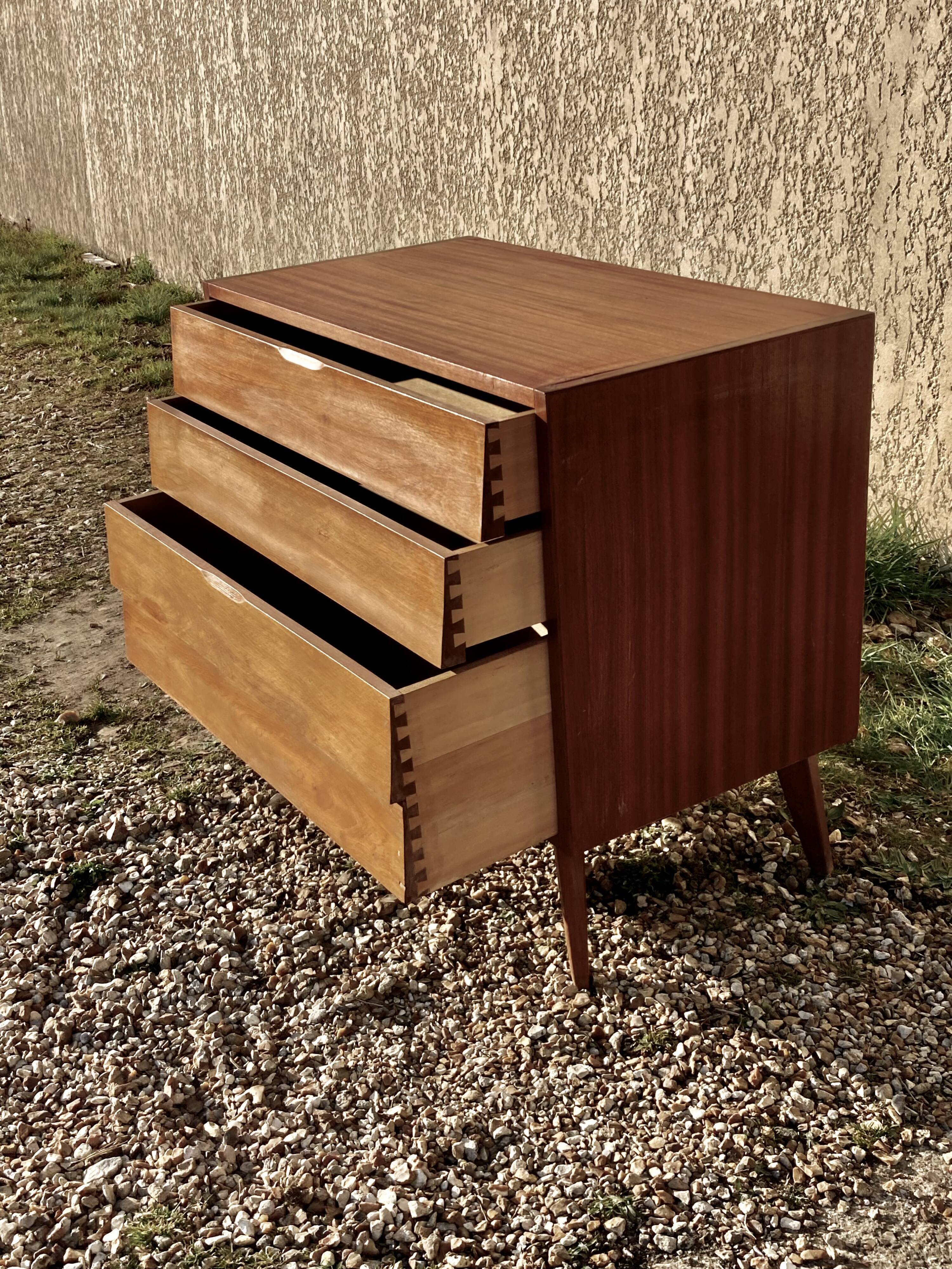 60s chest of drawers