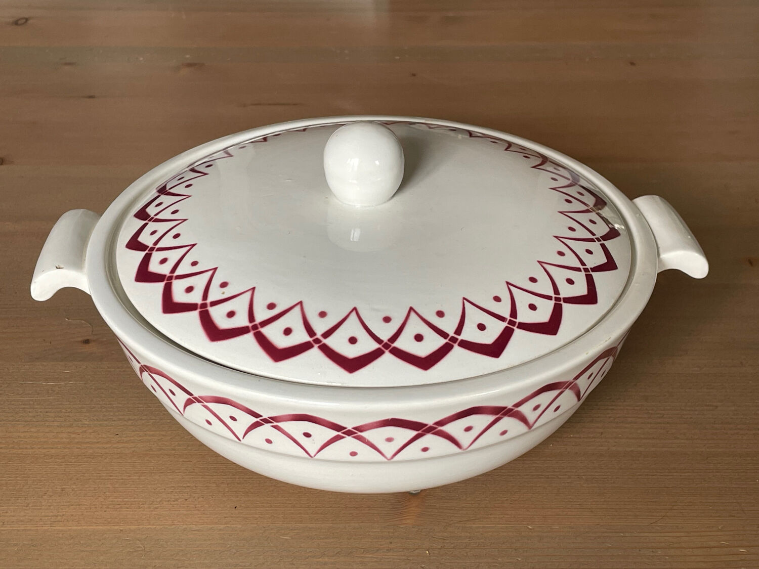 Digoin Sarreguemines model "Bourboule" tureen