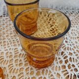 4 verres ambrés vintages
