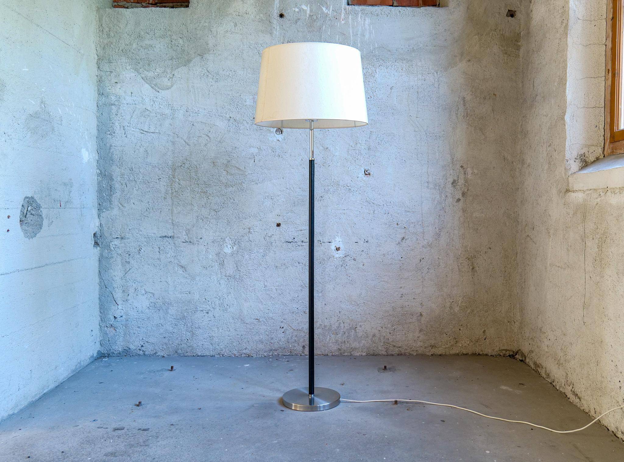 Modern mid-century chrome leather floor lamp Atelje Lyktan, Sweden