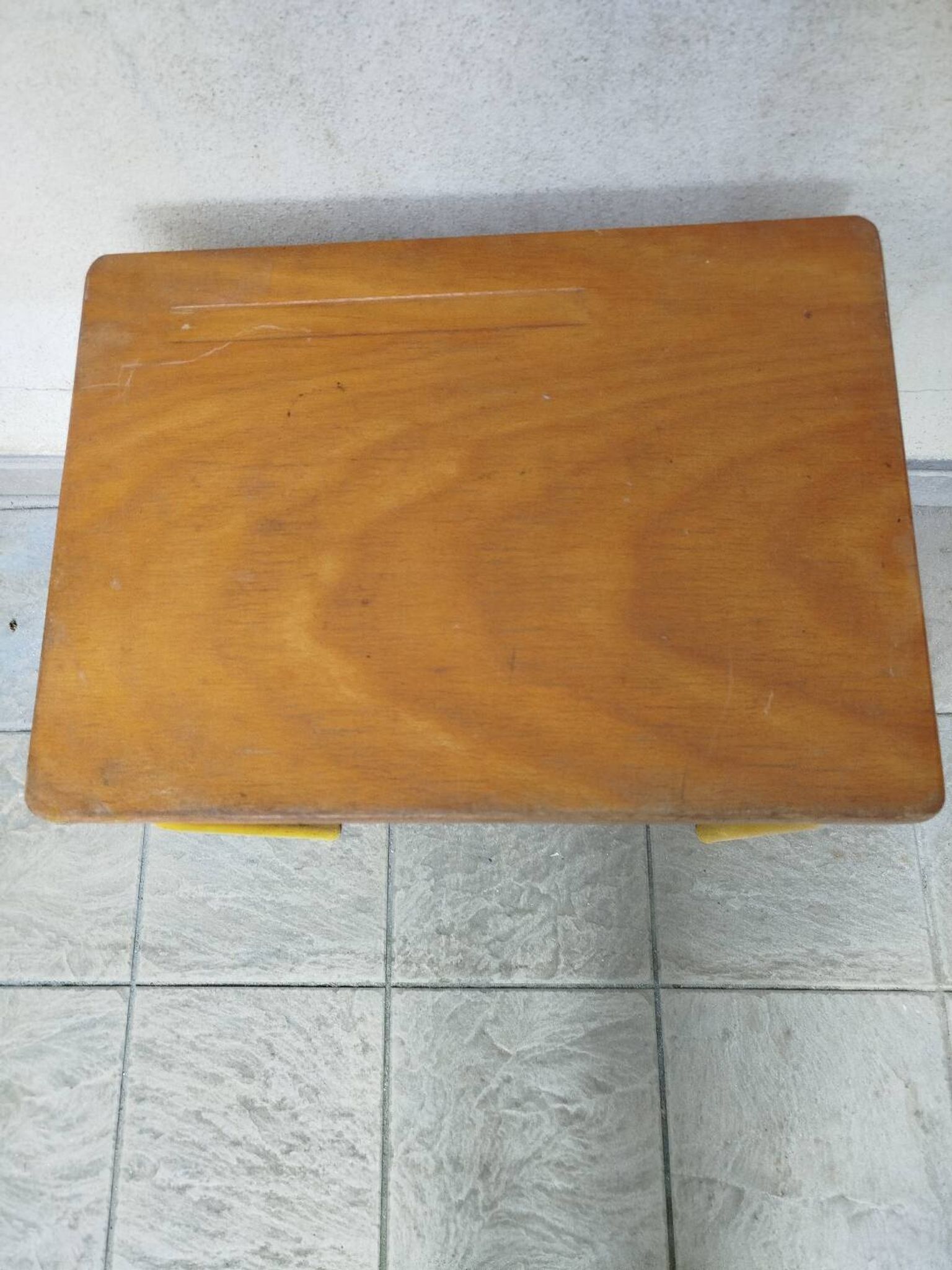 Ancien bureau d'écolier