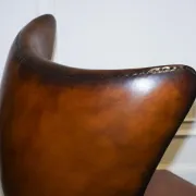 Chaise Egg Vintage Teintée à la Main en Brun Whisky