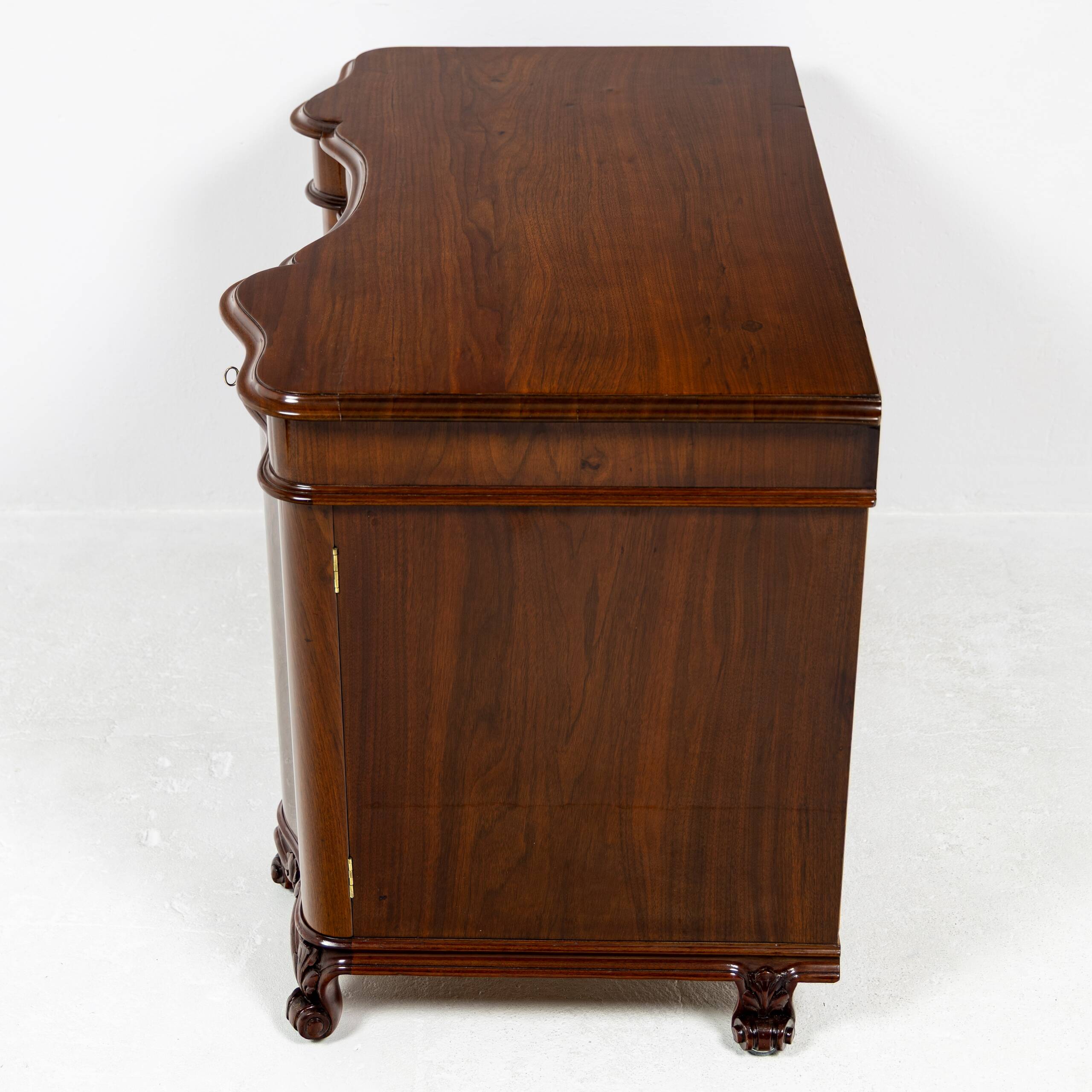 Small lady's desk Louis-Philippe in walnut 1840-1860