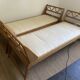 Twin beds daybed vintage