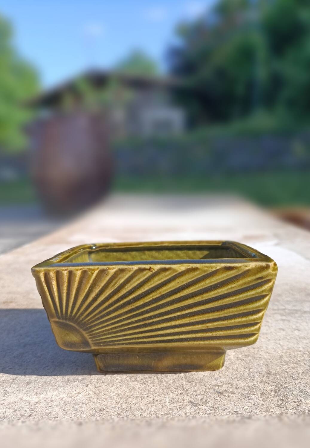 Retro ceramic flowerpot