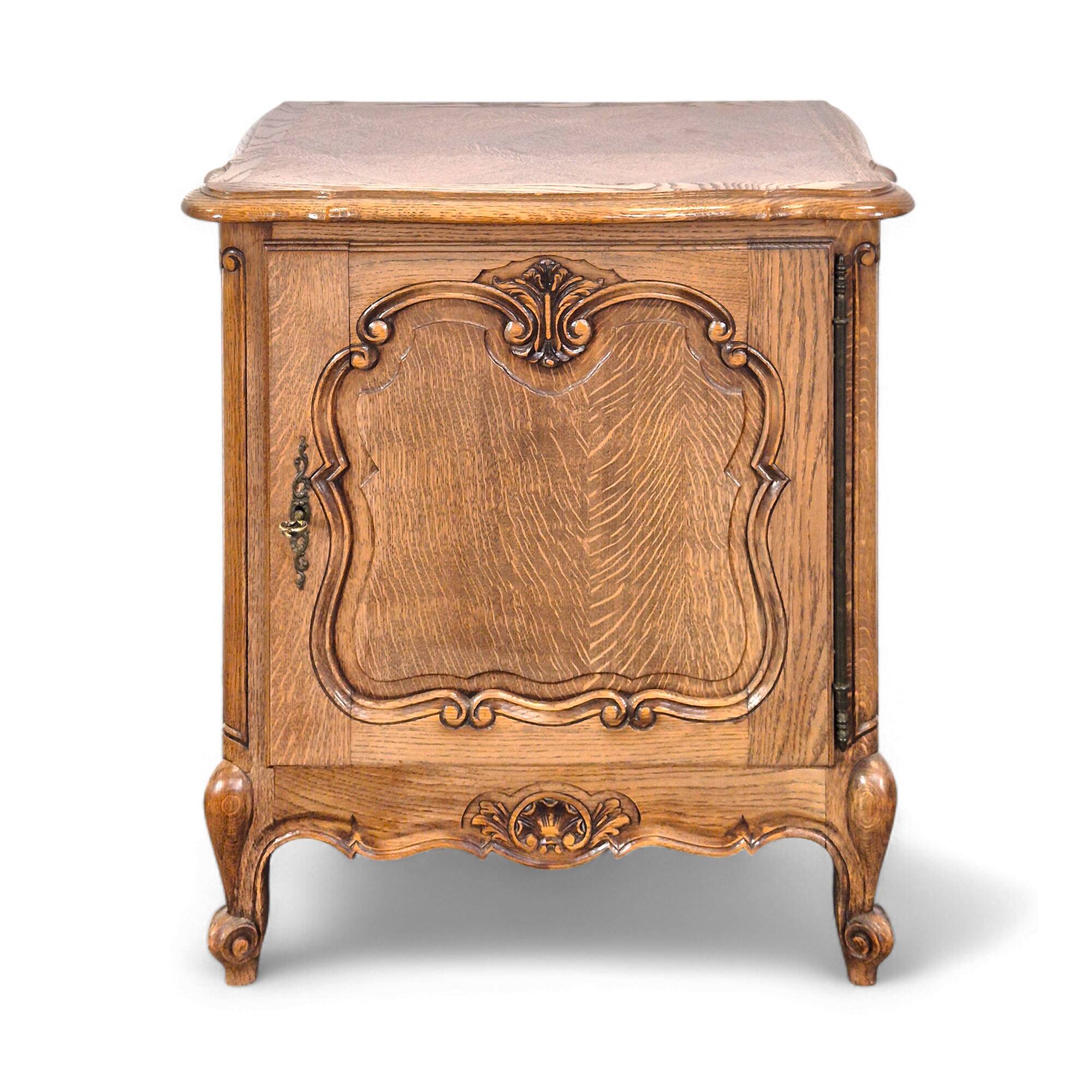 Oak confiturier in the Louis XV style.