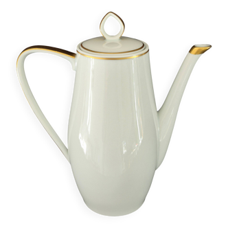 Teapot pouring porcelain from Limoges Chastagner & Cie A432