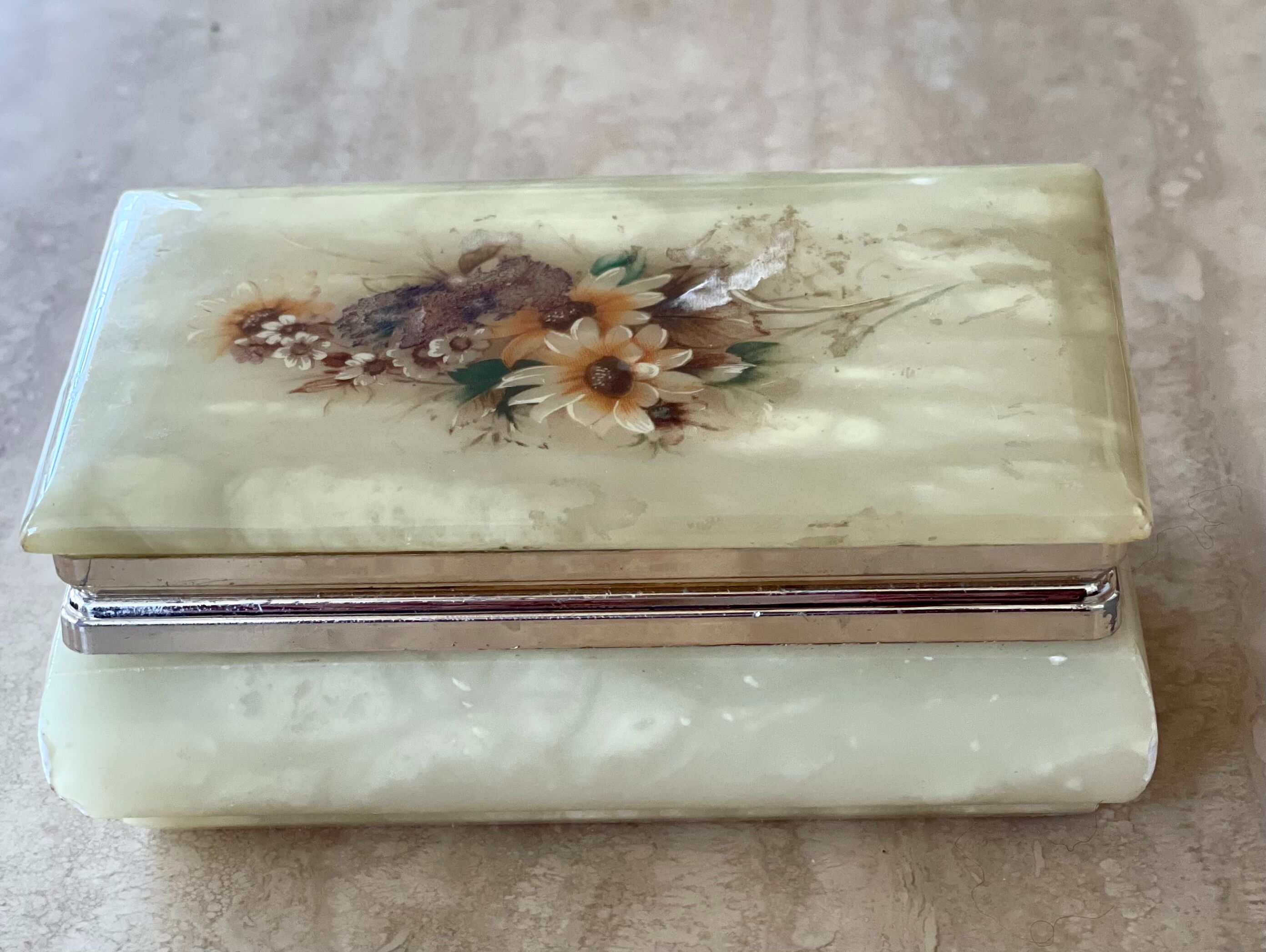Alabaster box 1960