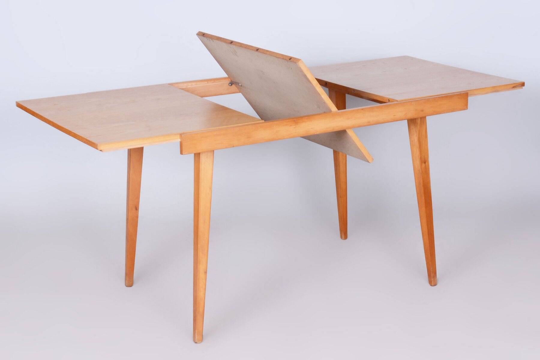 Mid-Century Czech Extendable Table in Beech and Ash attributed to Tatra Pravenec, 1950s