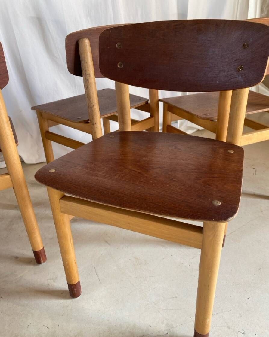 Quatre chaises basses Kvetny et Sonners Stolefabrik Danemark 1960