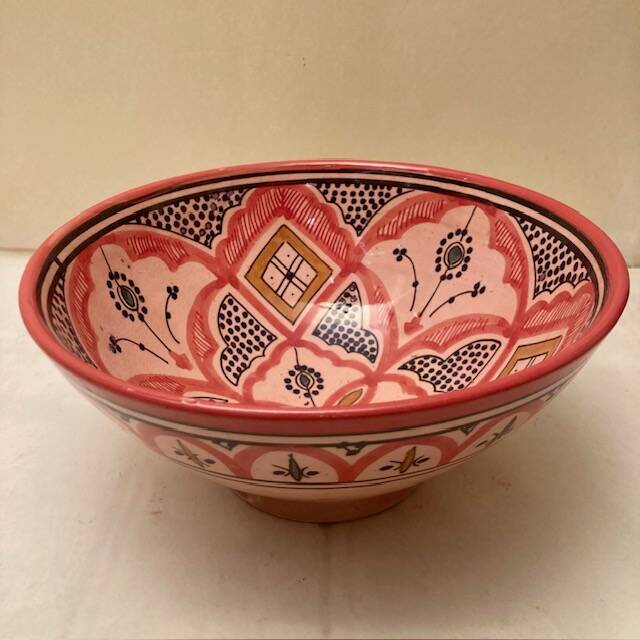 Old rose salad bowl