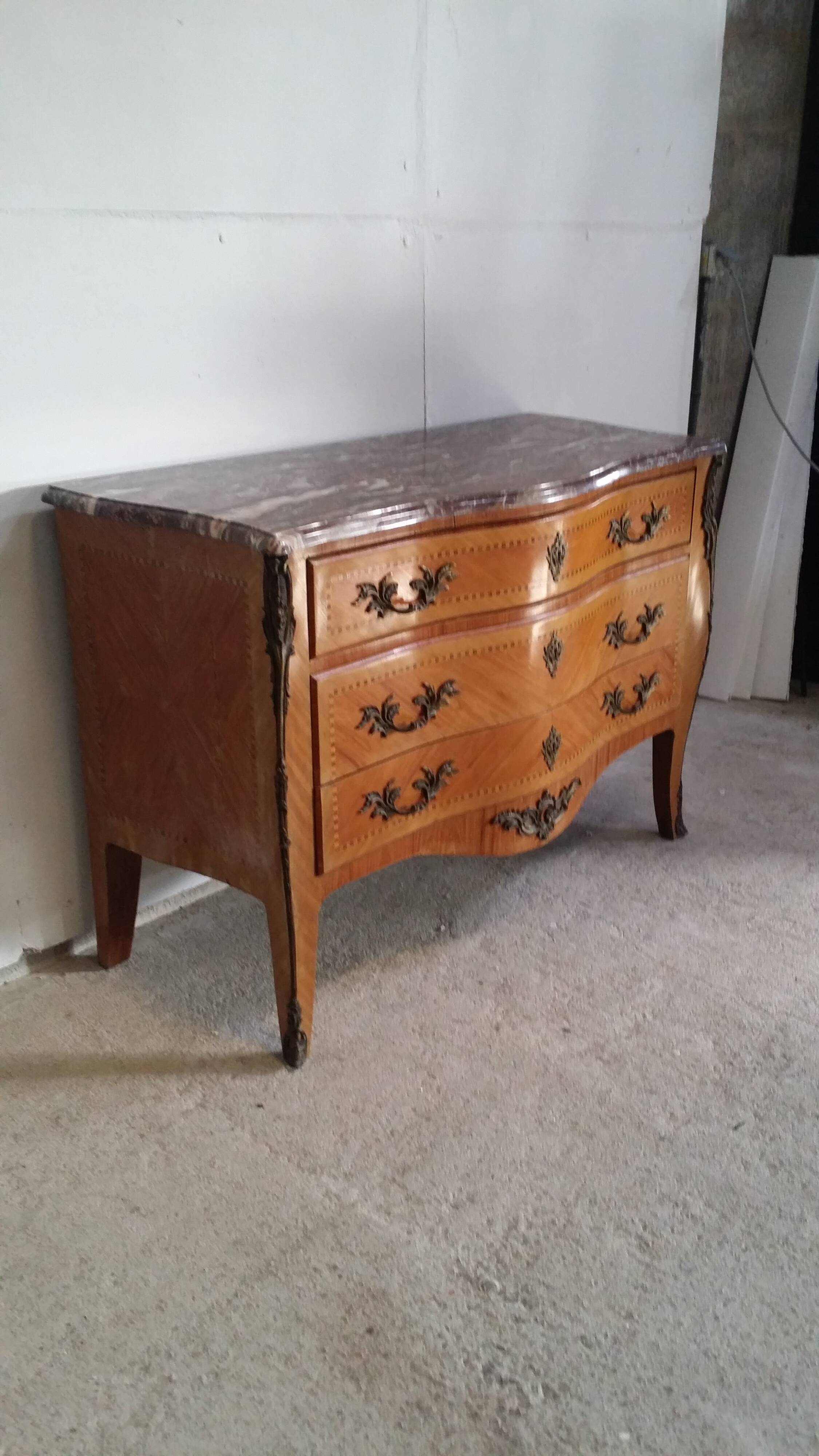 Louis XV chest of drawers