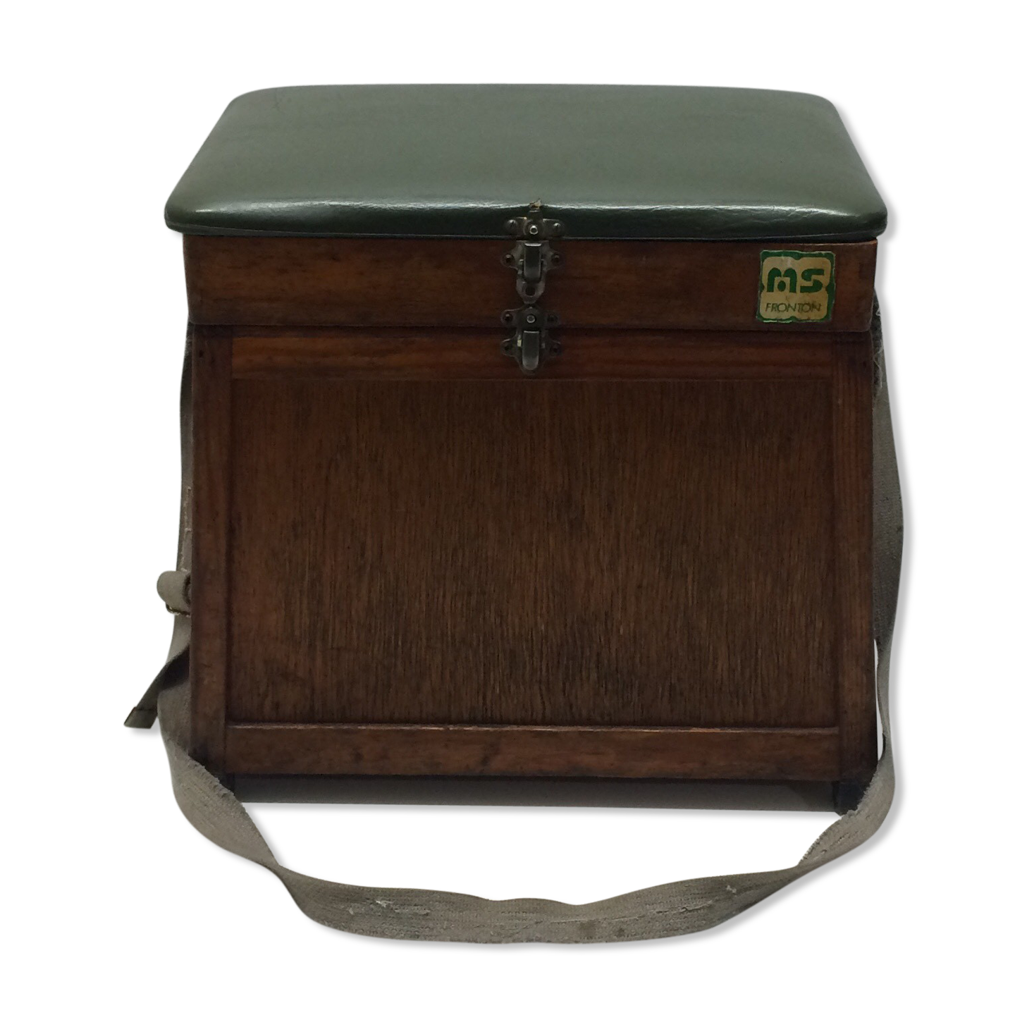 Fishing old "MS Pediment" box