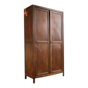 armoire parisienne