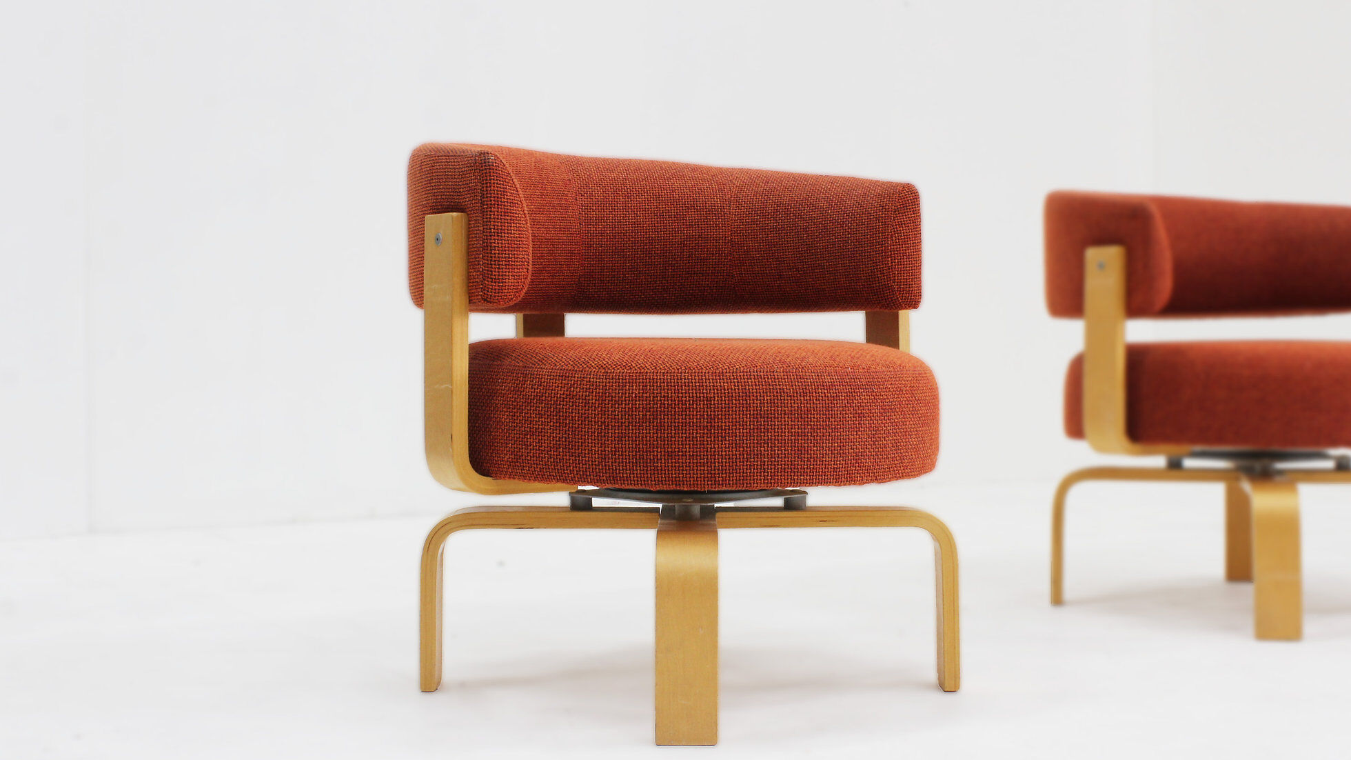 Set Fridene swivel armchairs by Carina Bengs for Ikea