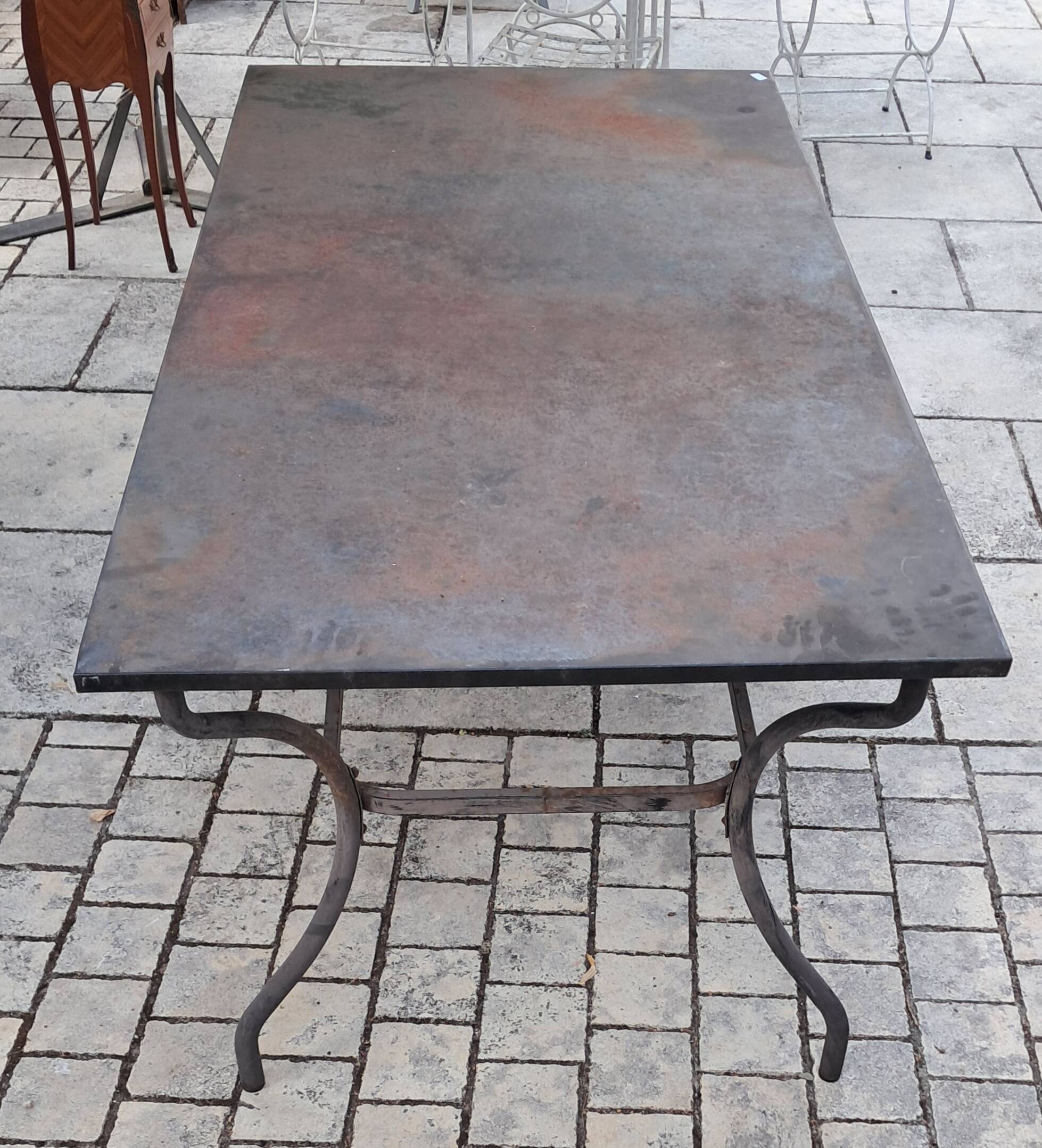 metal dining table