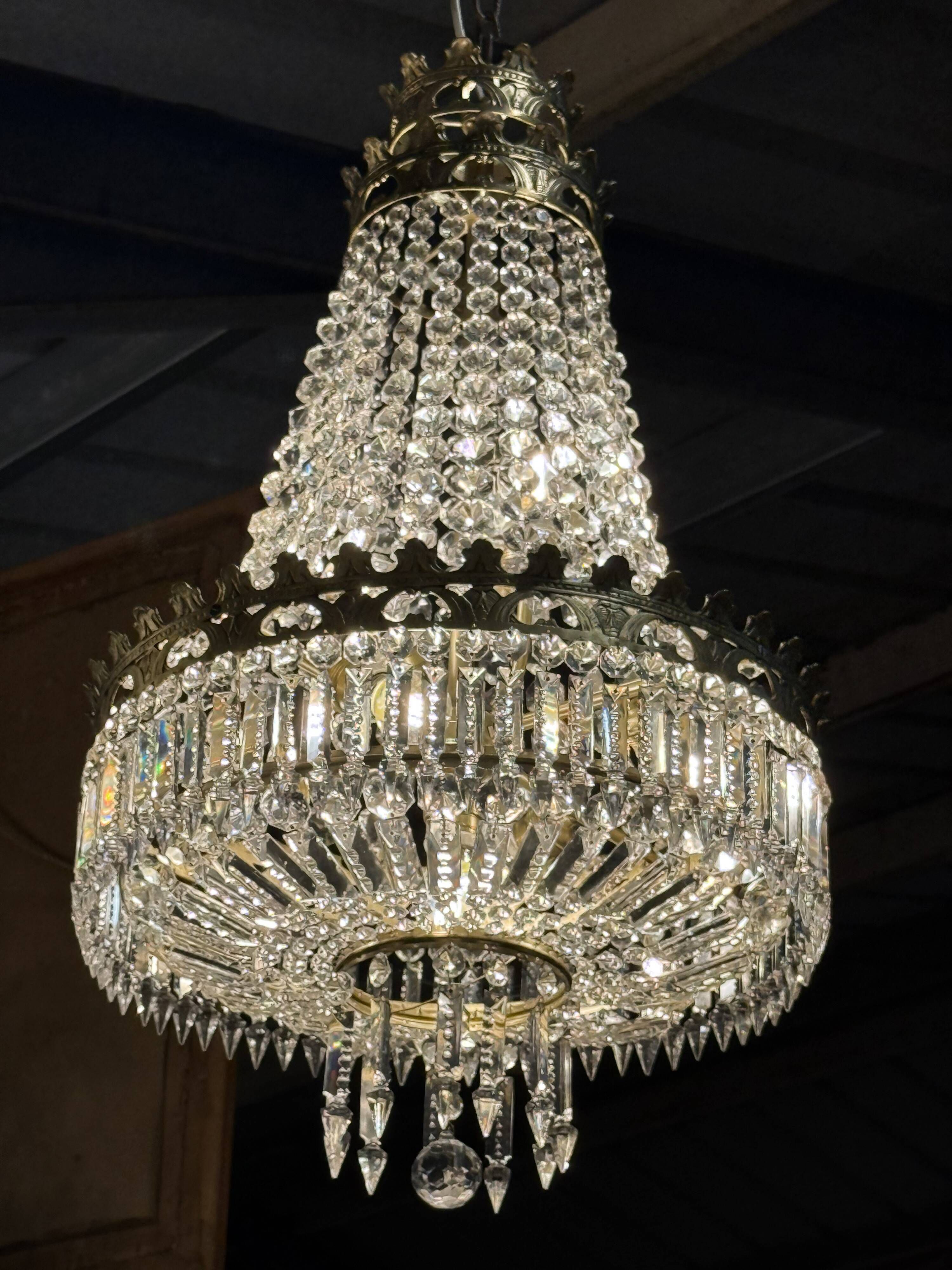 Crystal and gilded bronze basket chandelier with pendants - 90 / 50cm