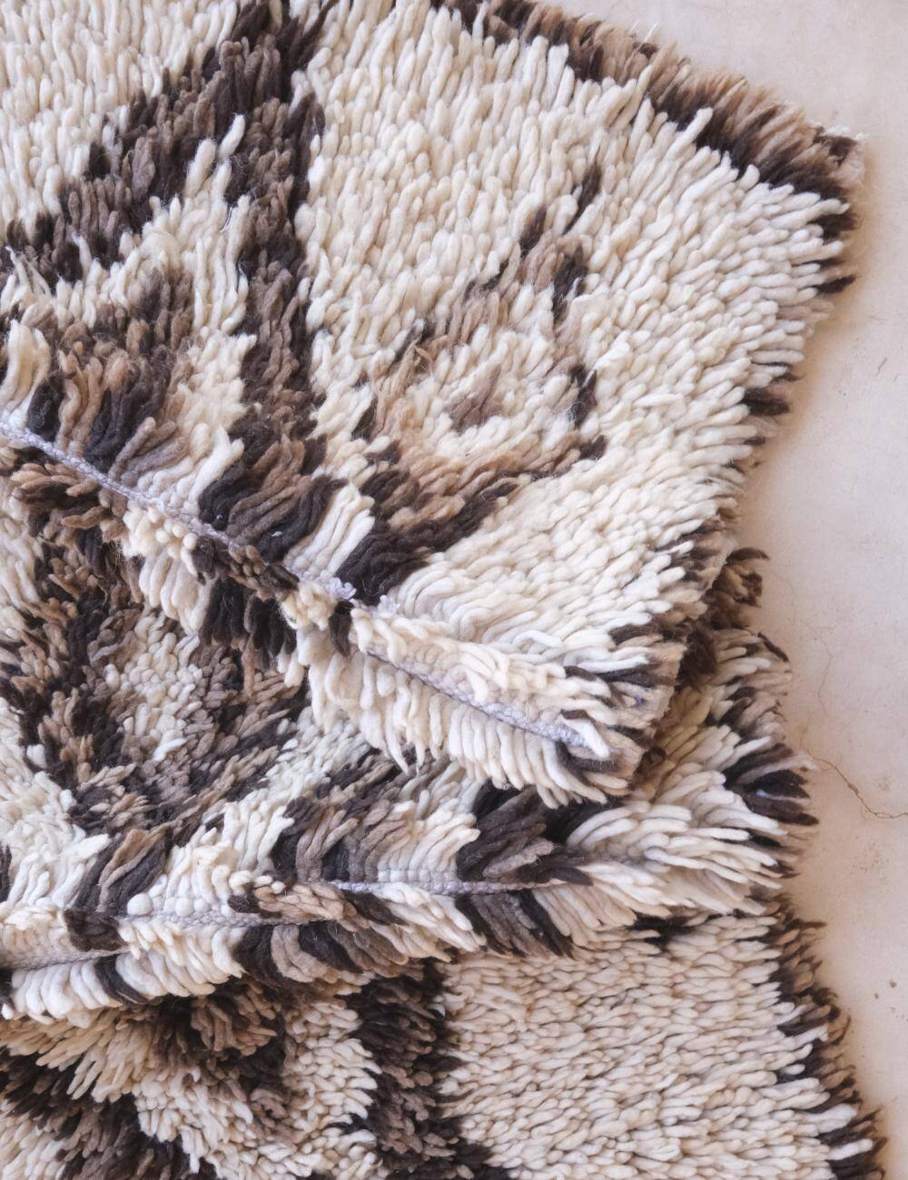Vintage Berber Rug - 183 x 66 cm