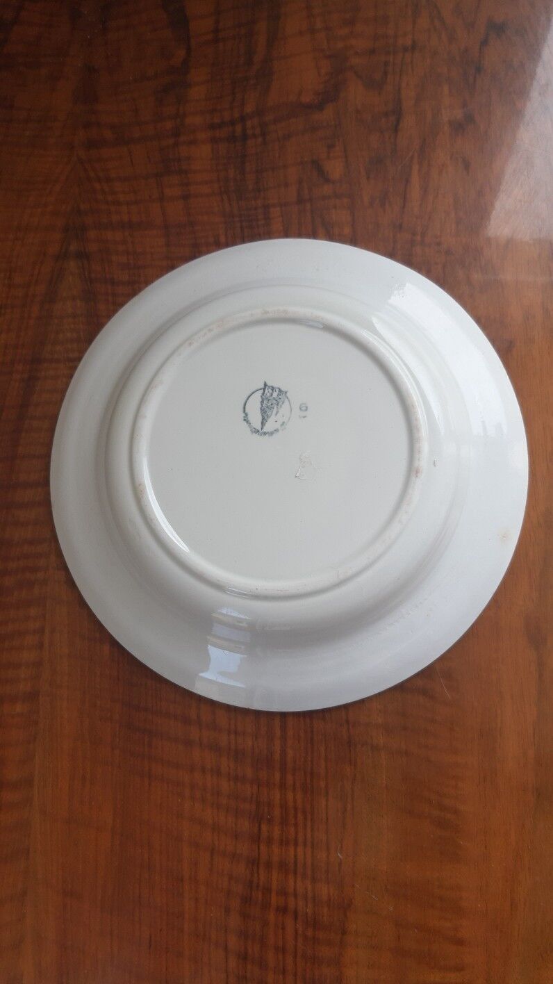 hollow dish Saint Amand Amandinoise