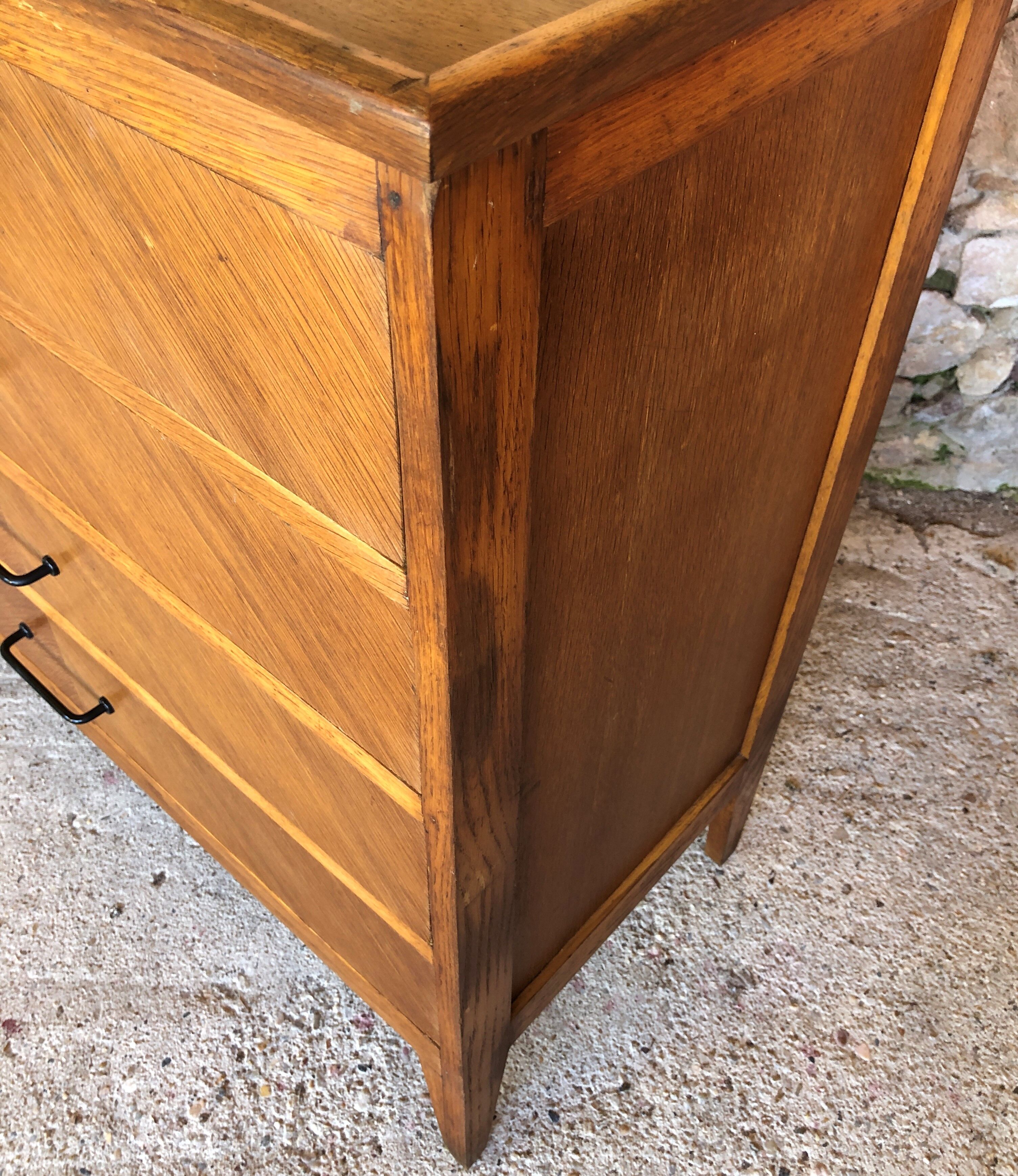 Vintage dresser 1960