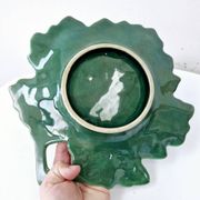 Plate and its 6 vintage bowls from Vallauris, green ceramic in the shape of a leaf.
