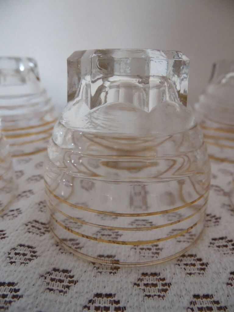 12 vintage liquor glasses