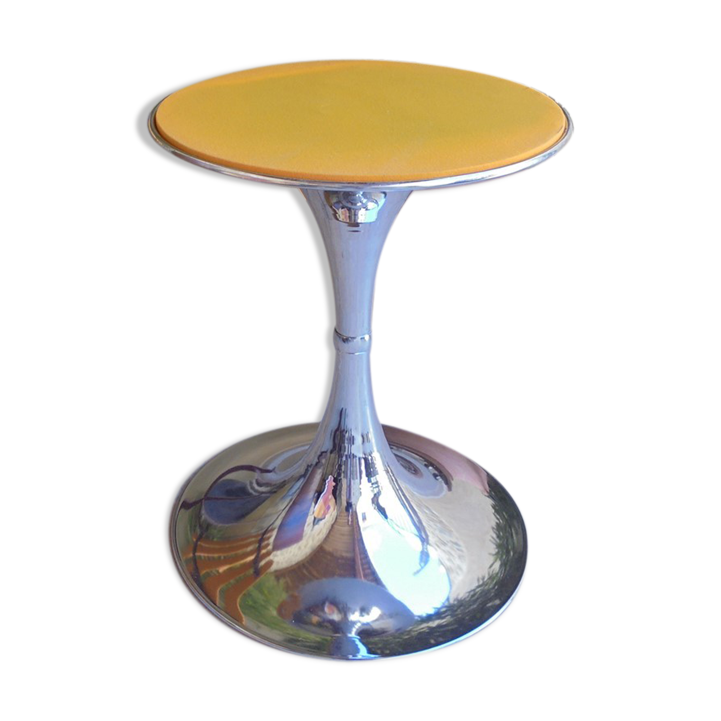 Vintage table foot tulip