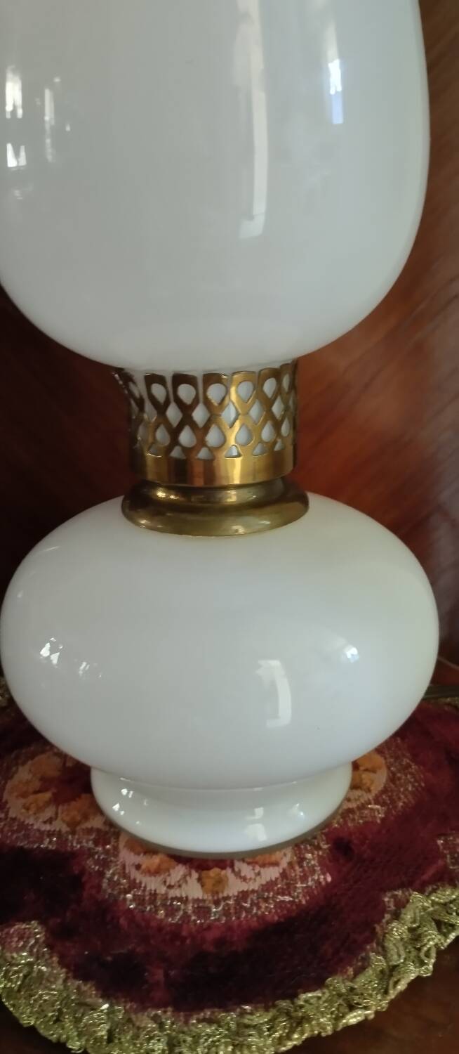 Vintage retro opaline lamp