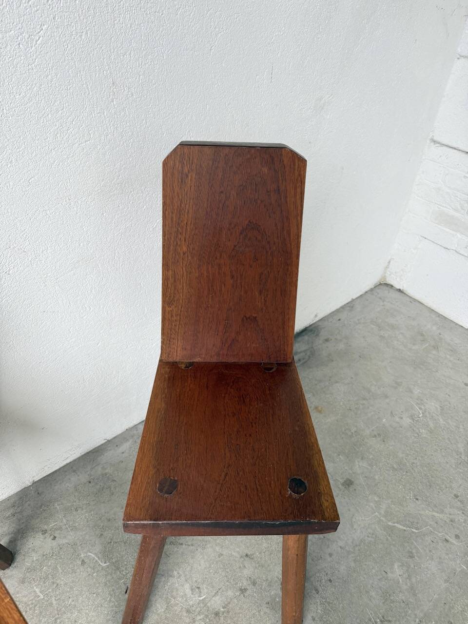 Paire de chaises brutaliste en chêne 1950