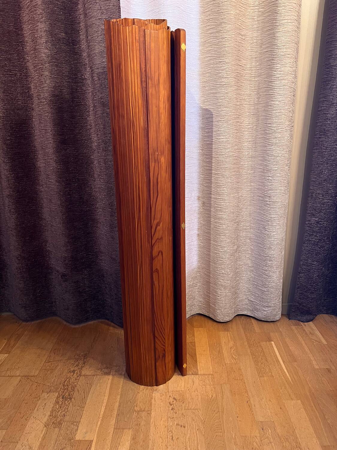 Wooden screen