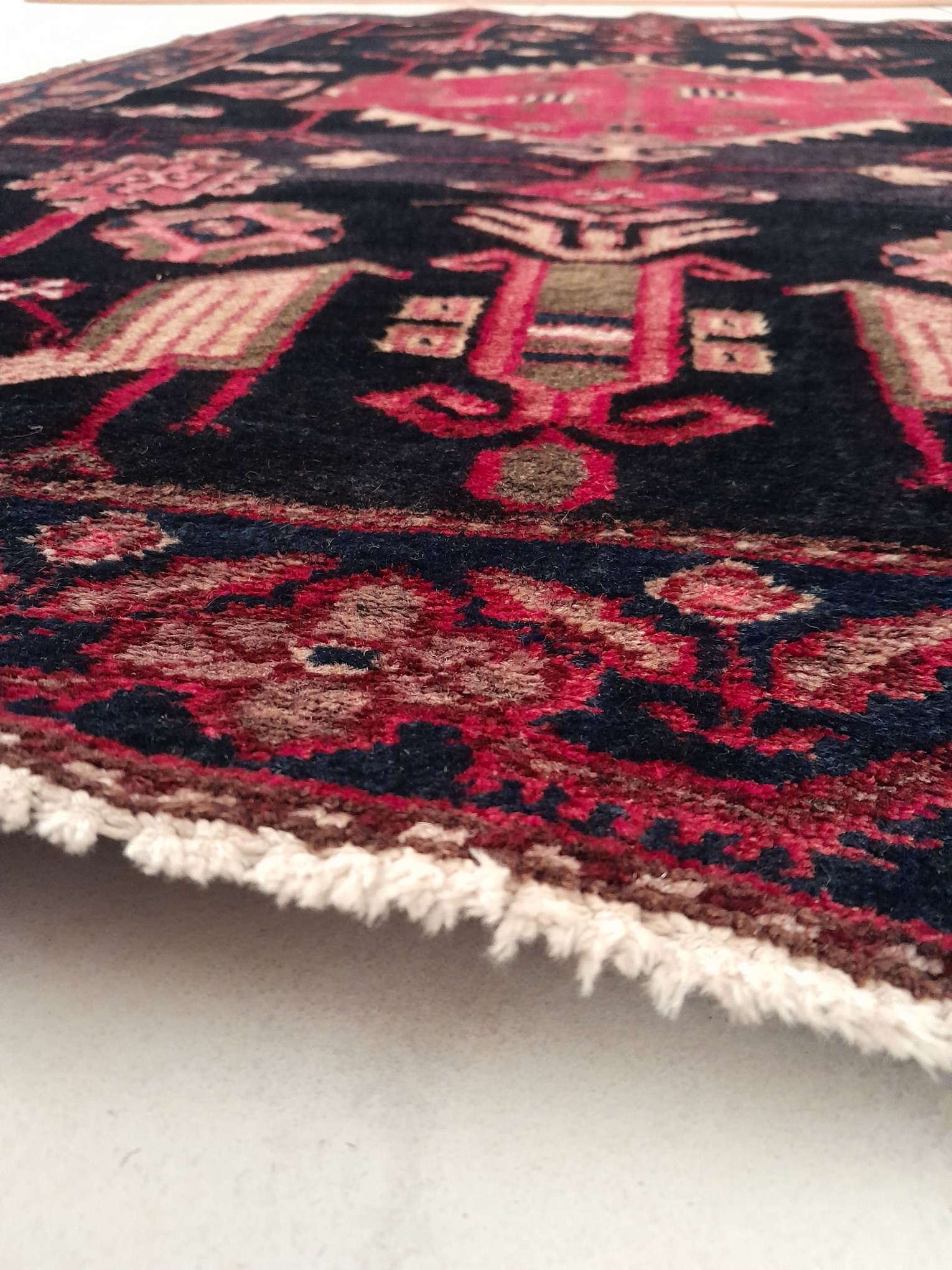 Handmade Persian Hamadan rug 169x109cm