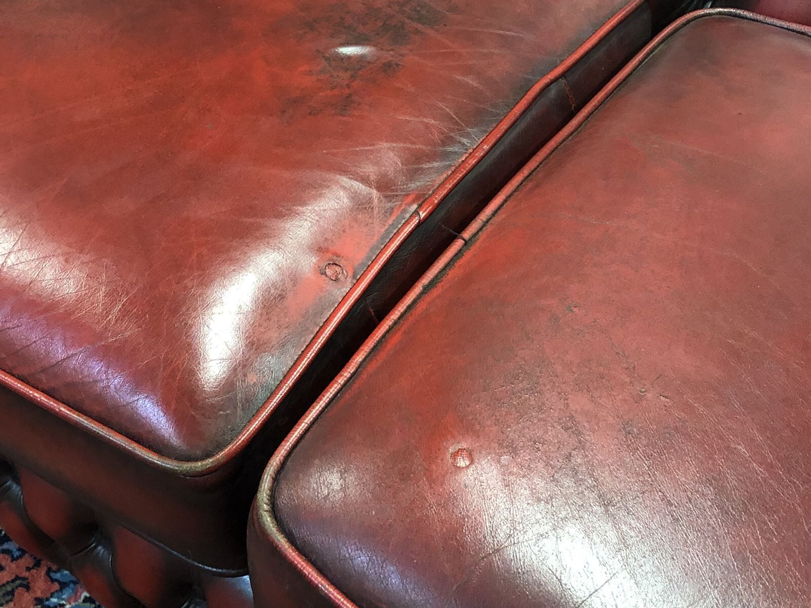 Red leather Chesterfield sofa - 70s