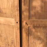Parisian cabinet with double doors in raw wood