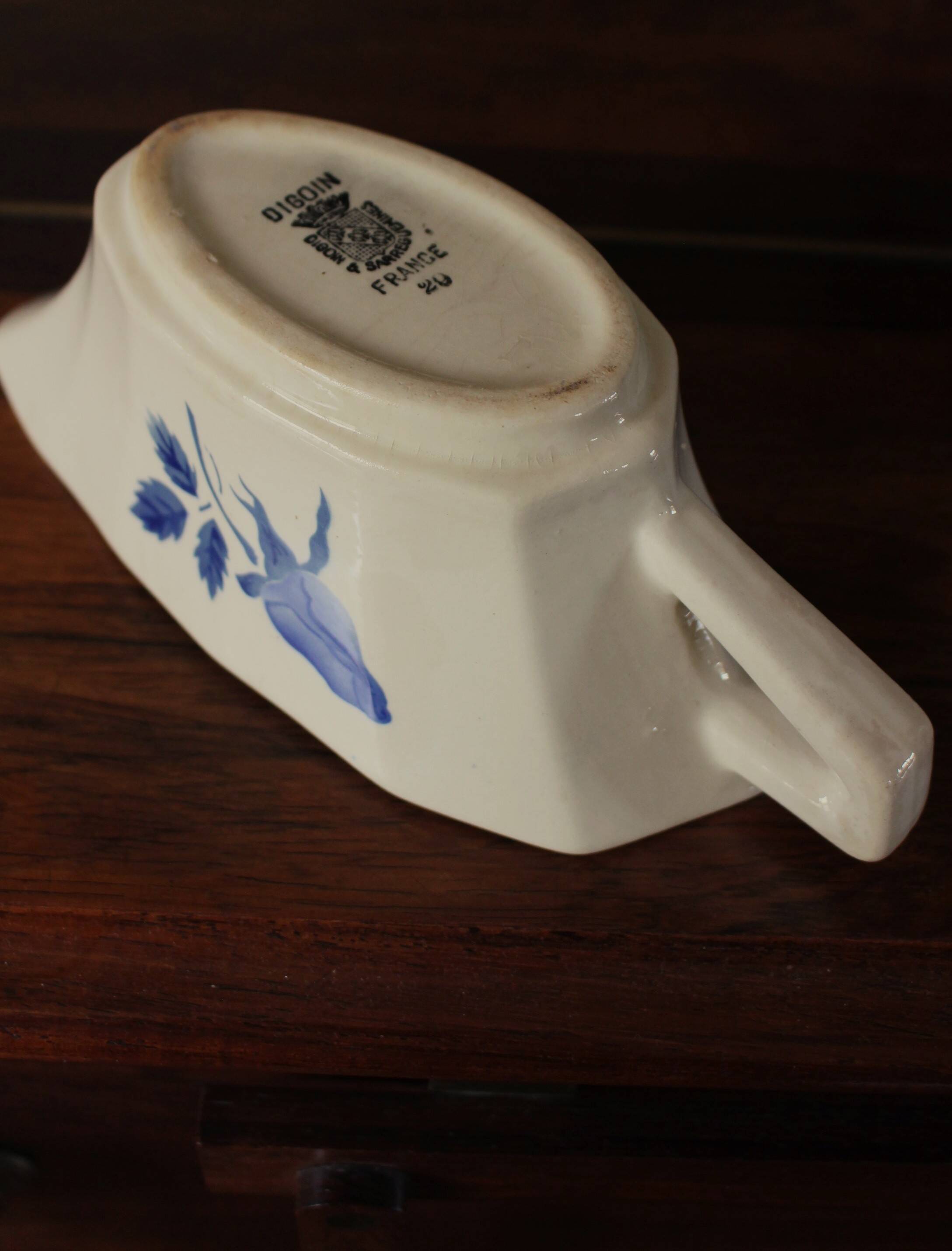 Blue rose sauce boat Digoin Sarreguemines