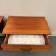 Paire de tables de chevet vintage