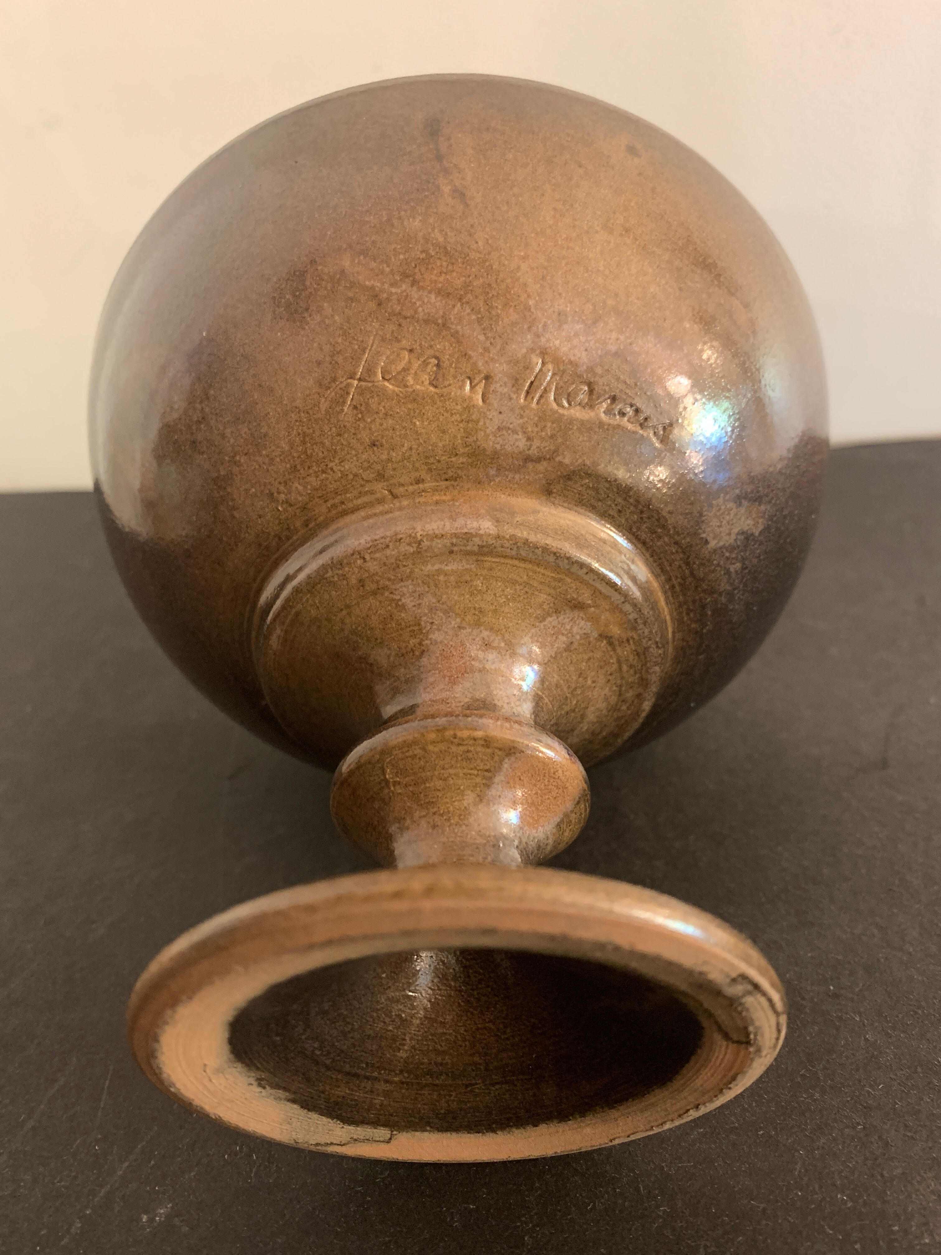 Ceramic standing cup signed Jean Marais, Vallauris, 1970