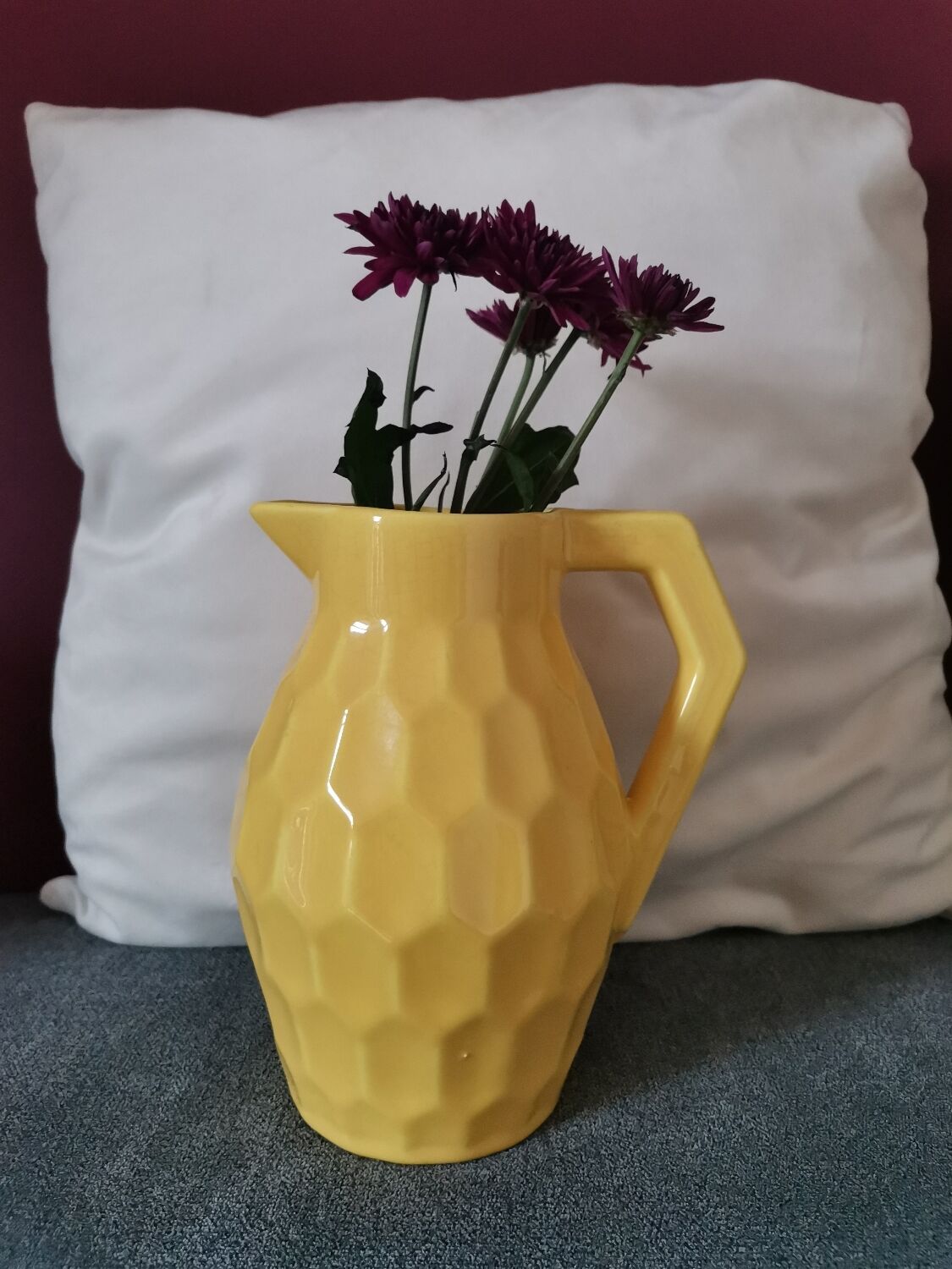 Yellow bee pitcher
