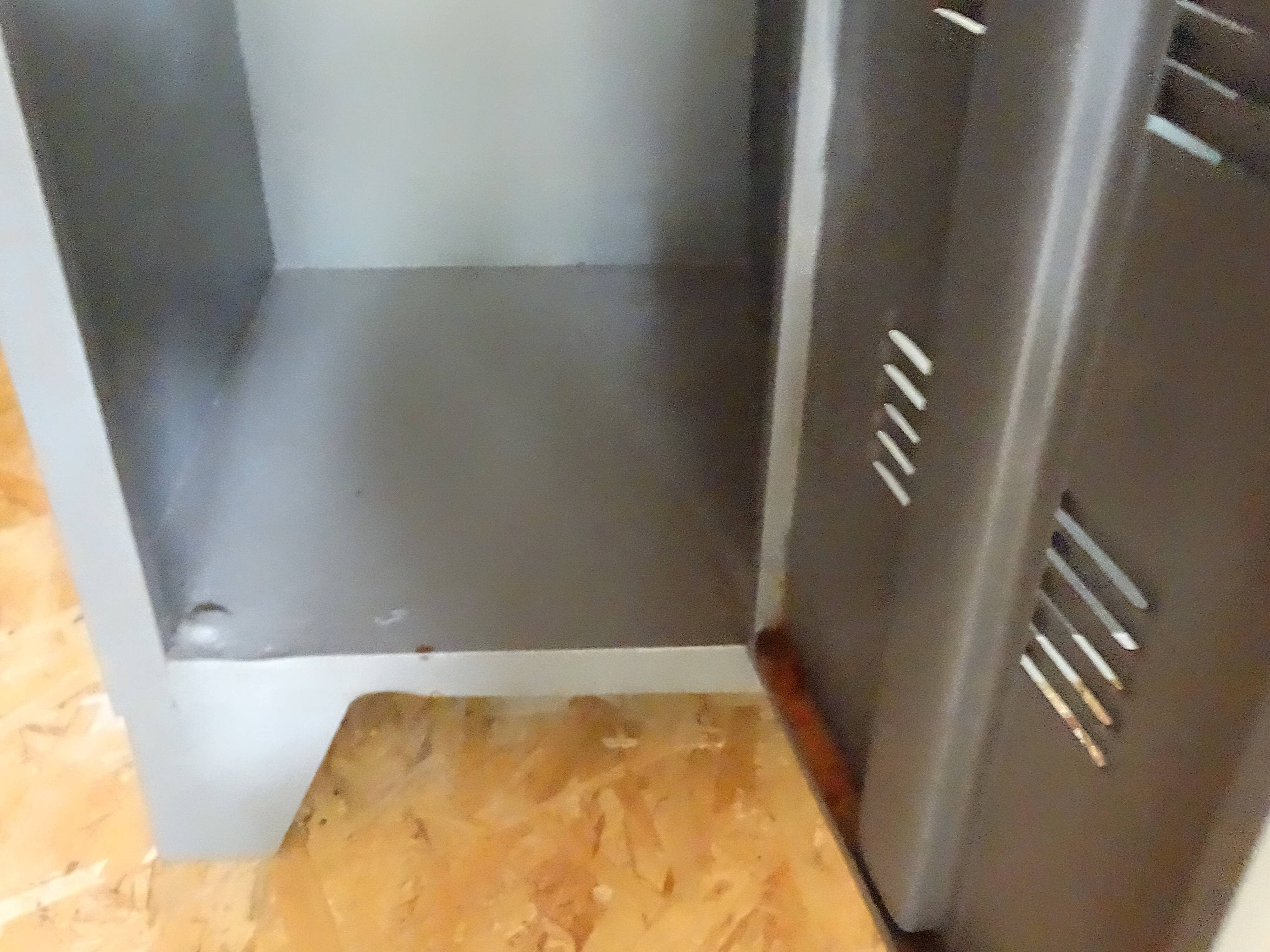 Metal locker