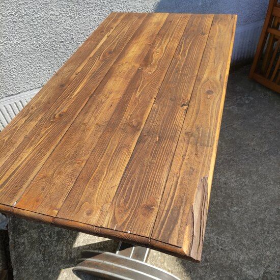 Bistro table